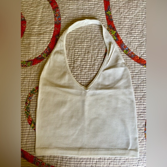 NWOT Urban Outfitters Out From Under Jackie Seamless Halter Bra Top - Picture 3 of 4